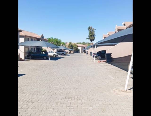 3 BEDROOM APARTMENT FOR SALE IN VORNA VALLEY